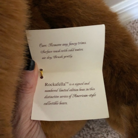 NWT VINTAGE GUND “ROCKAFELLA” LARGE BEAR- LIMITED EDITION -278/600. - Picture 5 of 14